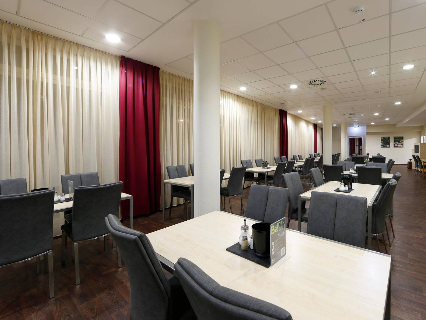 B-B-HOTEL-Berlin-Mitte-Room-46