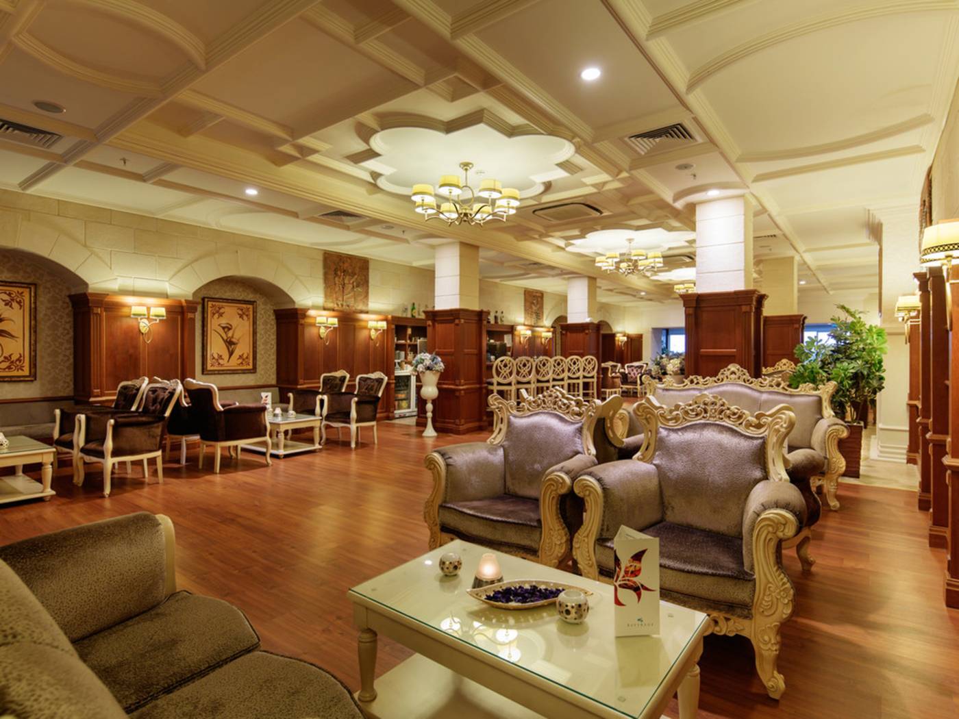 Diamond-Excellence-Resort---Spa-Lobby-59