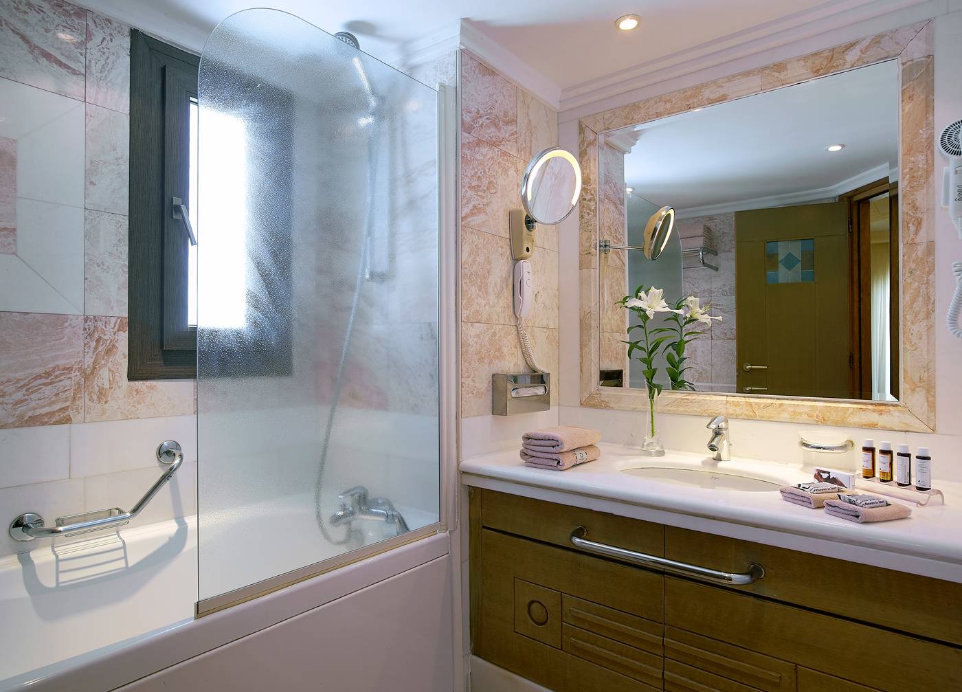 Aldemar-Knossos-Royal-Villas-Room-52