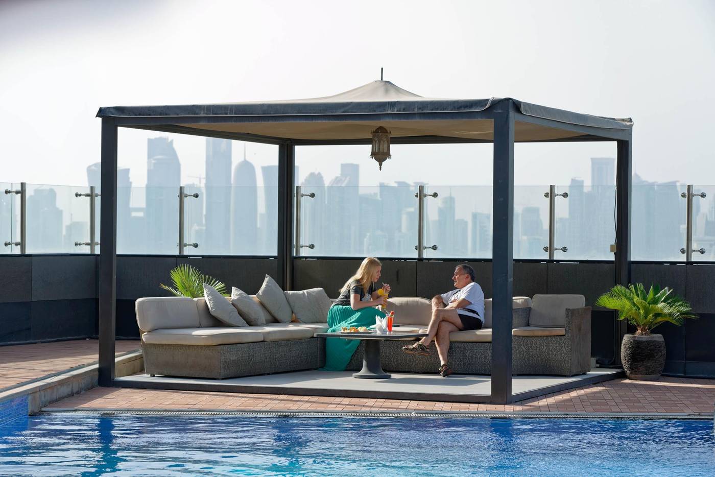 Fraser-Suites-Doha-Pool-35