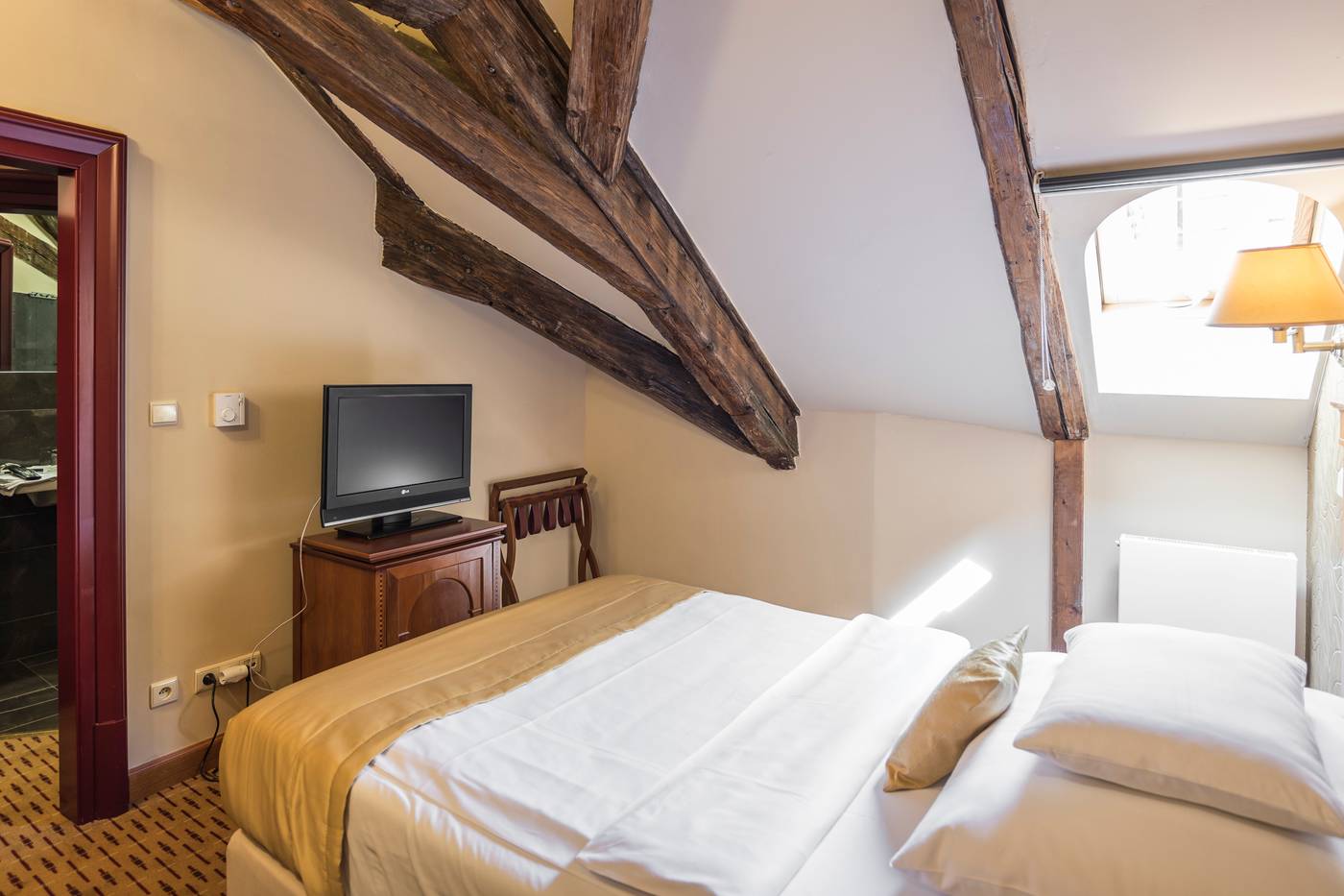 Majestic-Plaza-Hotel-Prague-Room-21