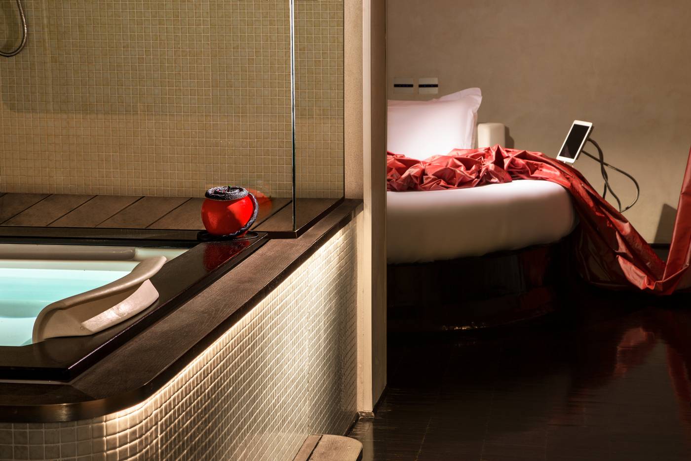 SuiteSistina-For-Brave-Lovers-General-view-39