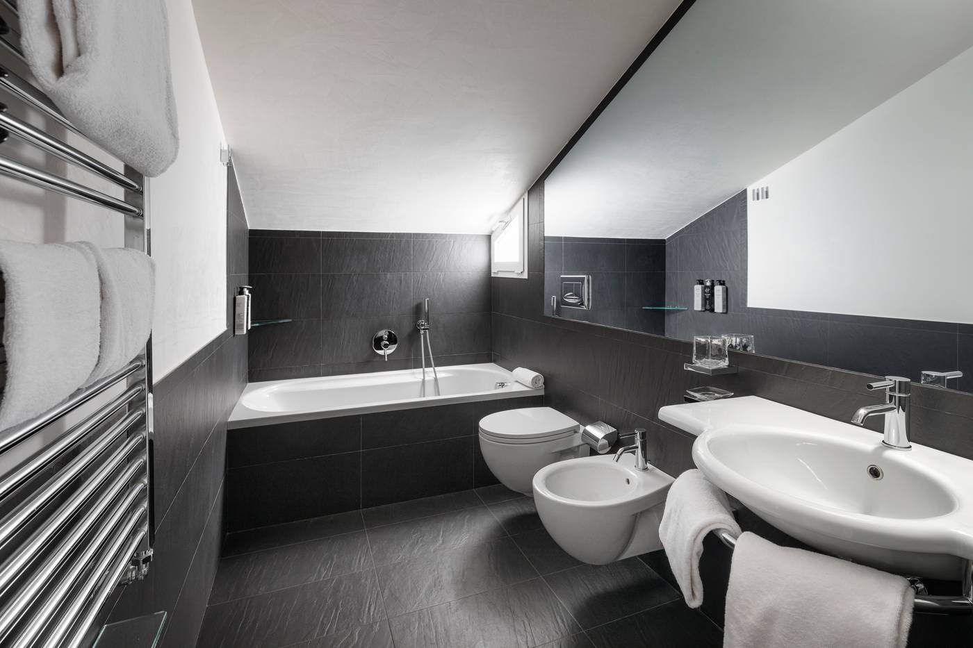 Lhp-Montecatini-Palace---Spa-Room-28