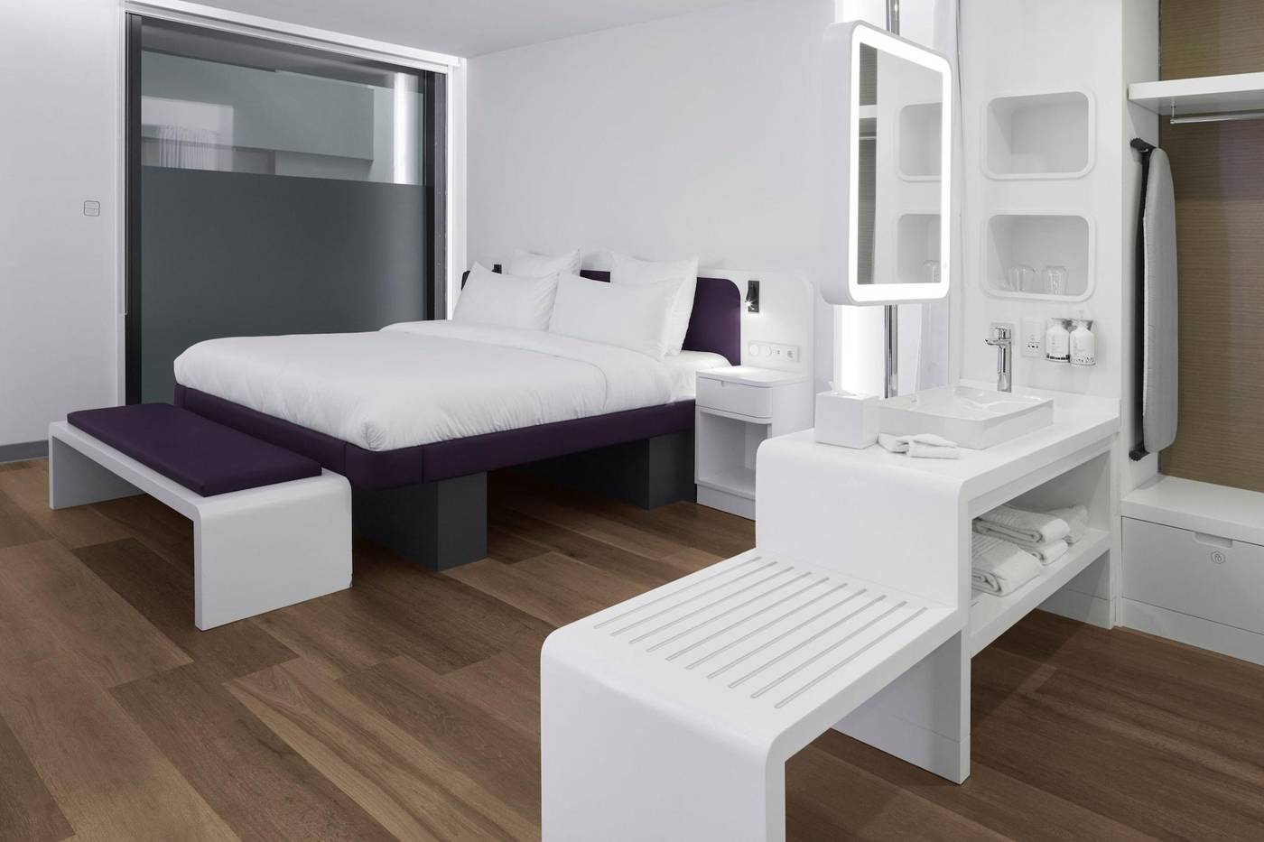 Yotelair-Istanbul-Airport-Airside--Duty-Free-Room-22
