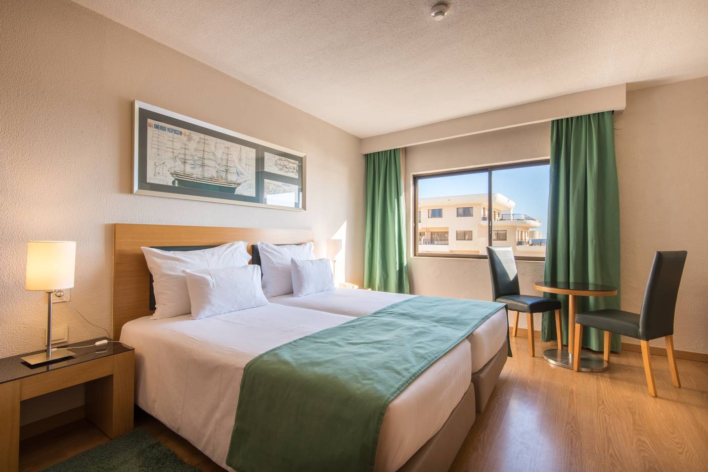 Vila-Gale-Marina-Room-15