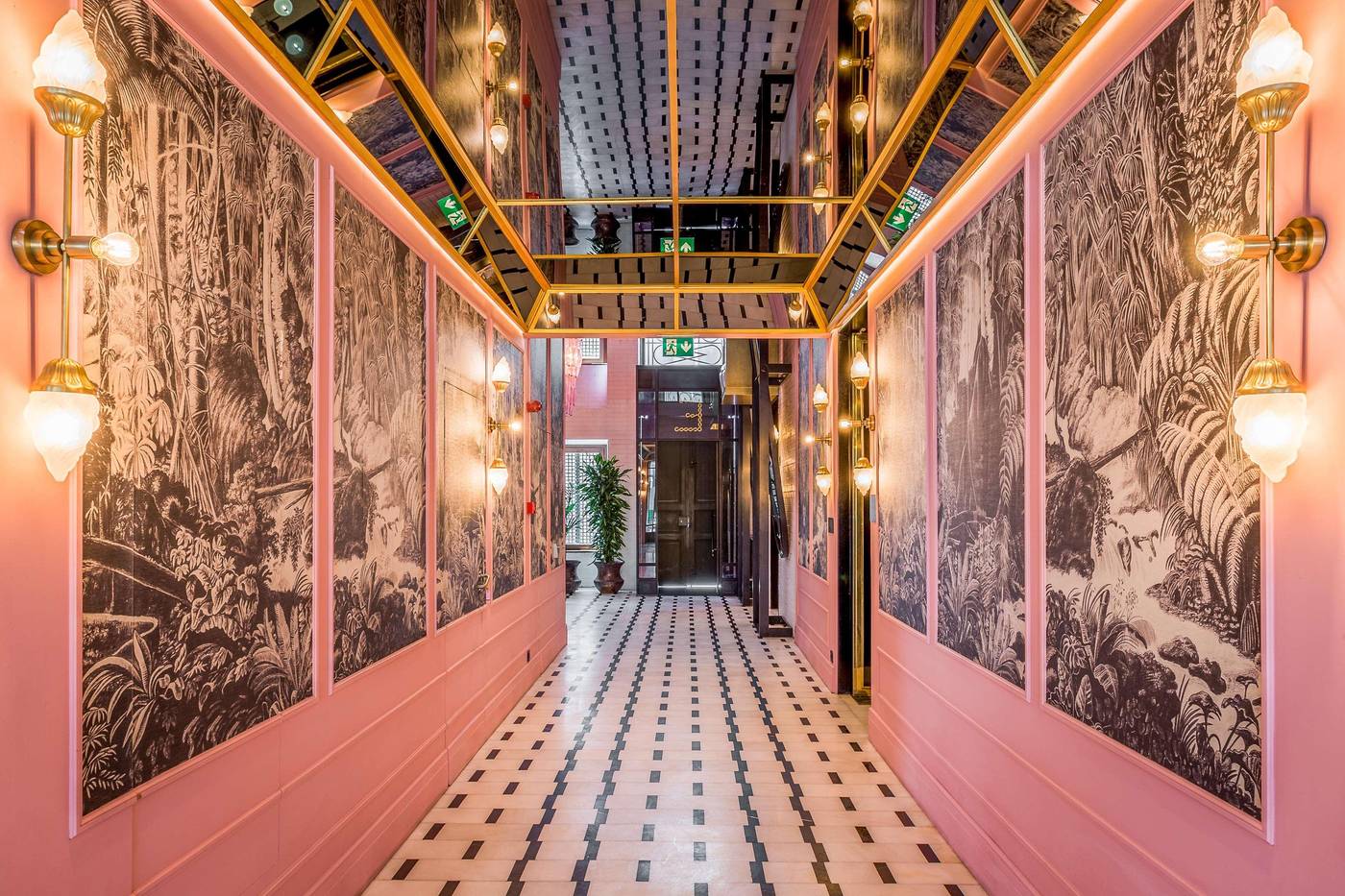 Room-Mate-Emir-Lobby-25