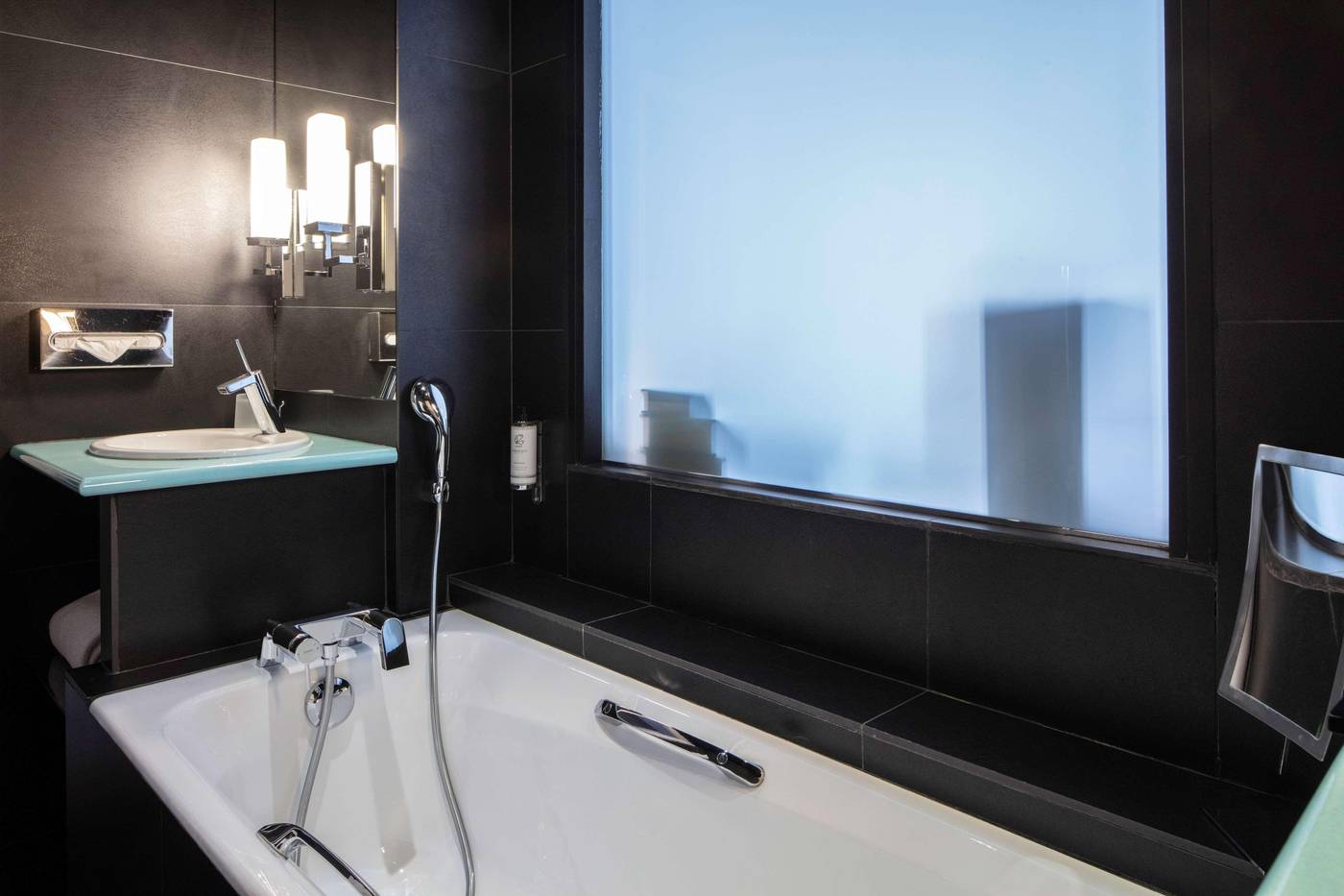 Regent-s-Garden---Astotel-Room-33