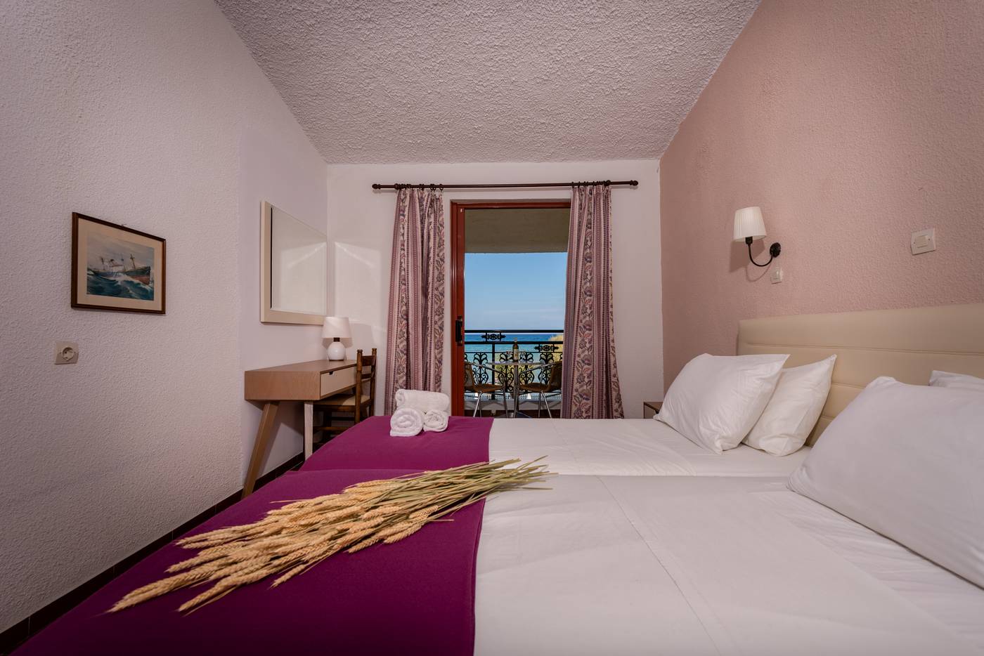 Iliessa-Beach-Room-18