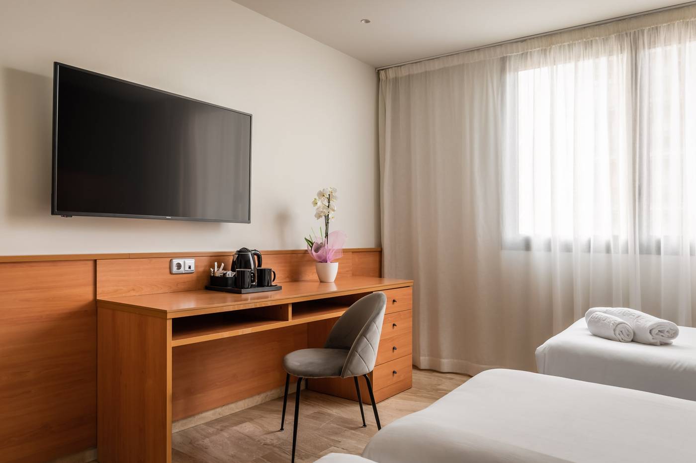 Express-Tarragona-Room-9