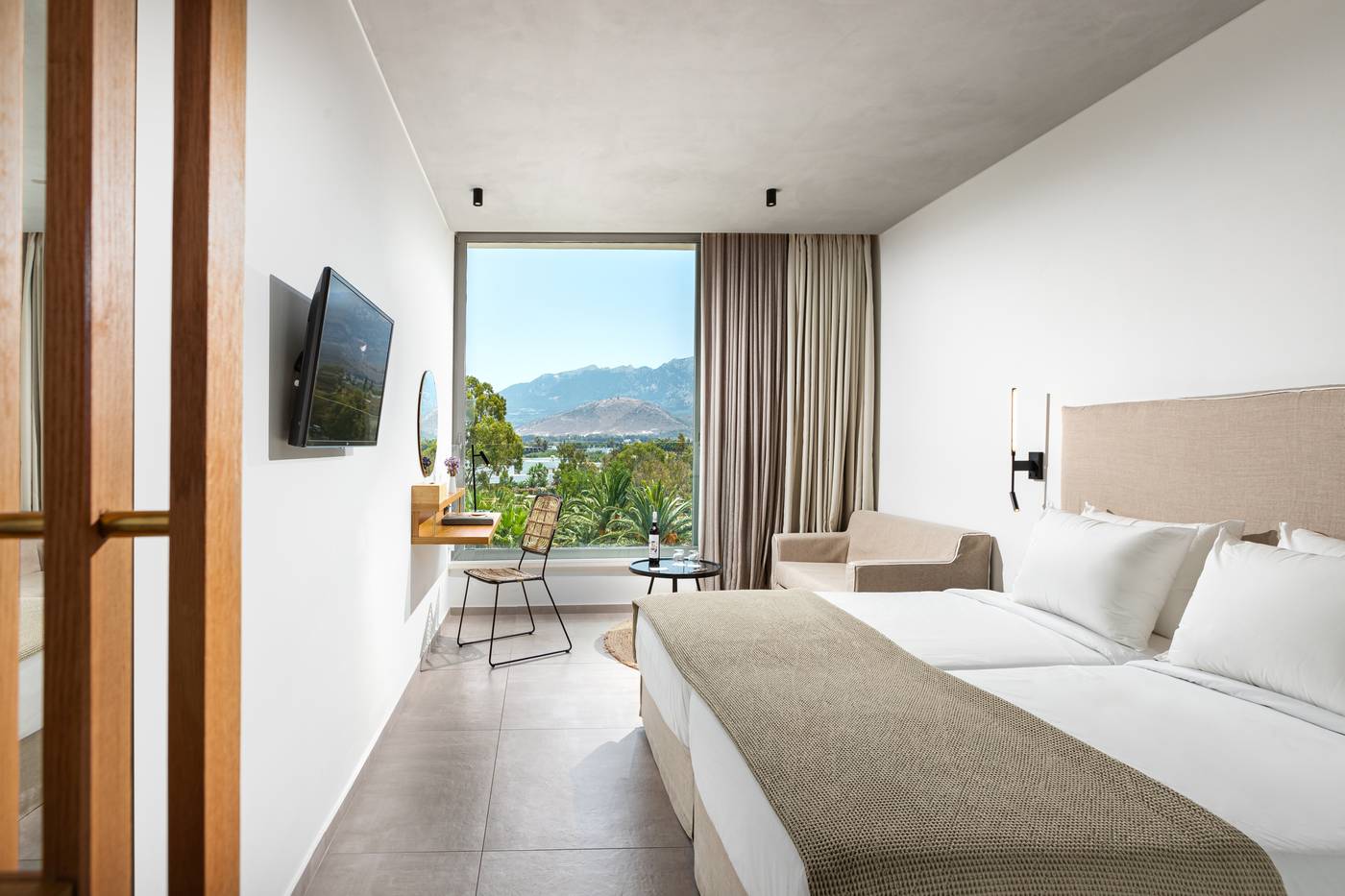 Caravia-Beach-Hotel-Room-13