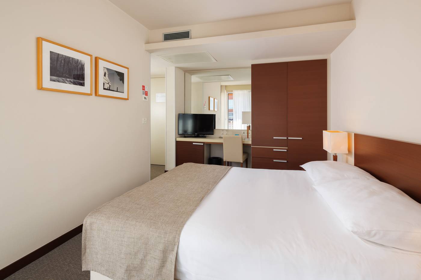 Hotel-Albatros-Plava-Laguna-Room-19