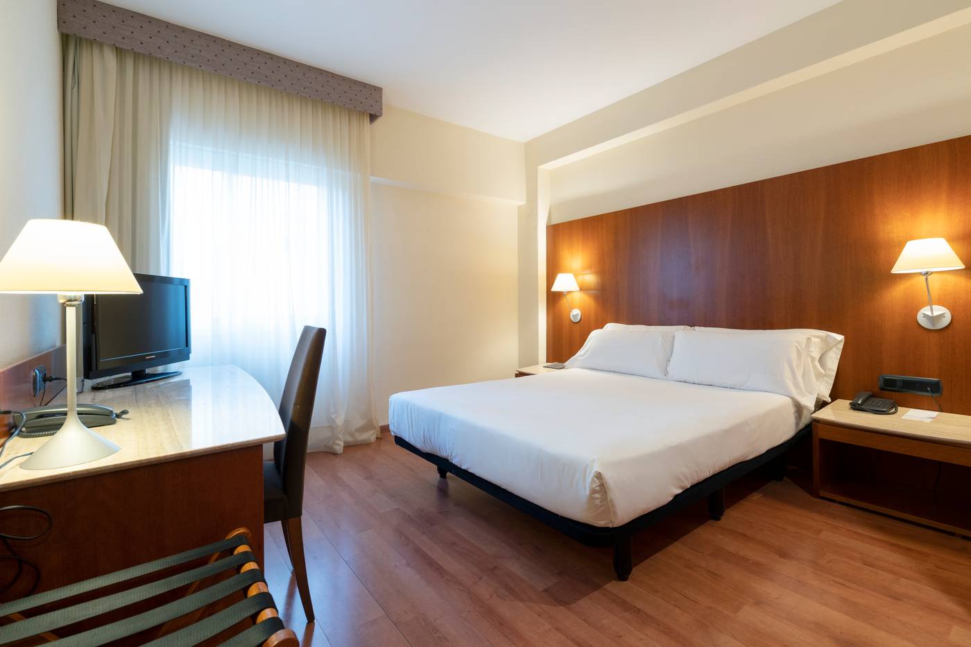 Berenguer-IV-Room-1
