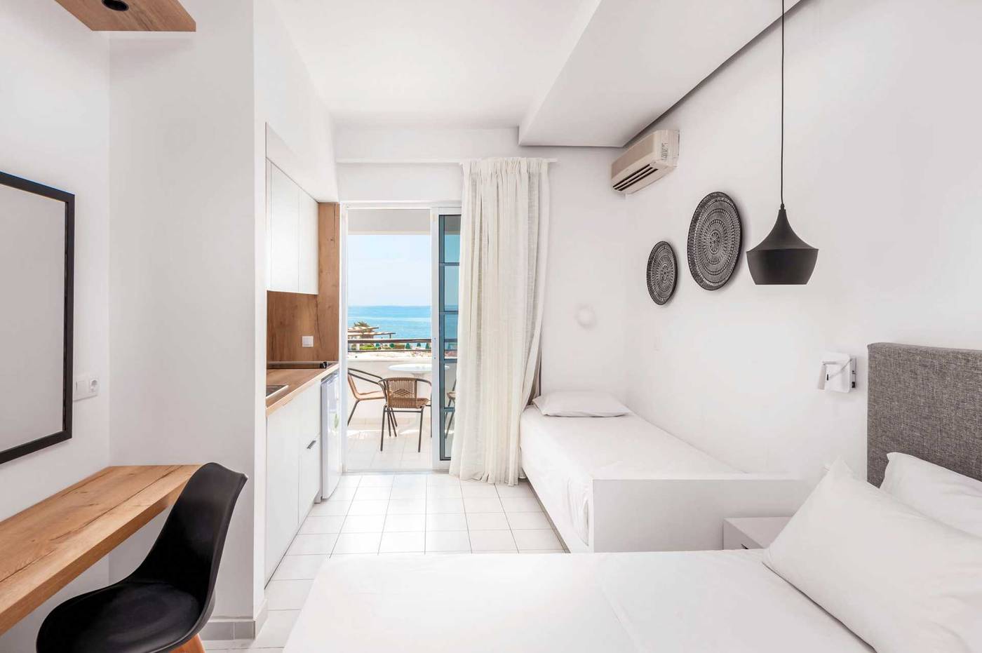 Elvita Hotel