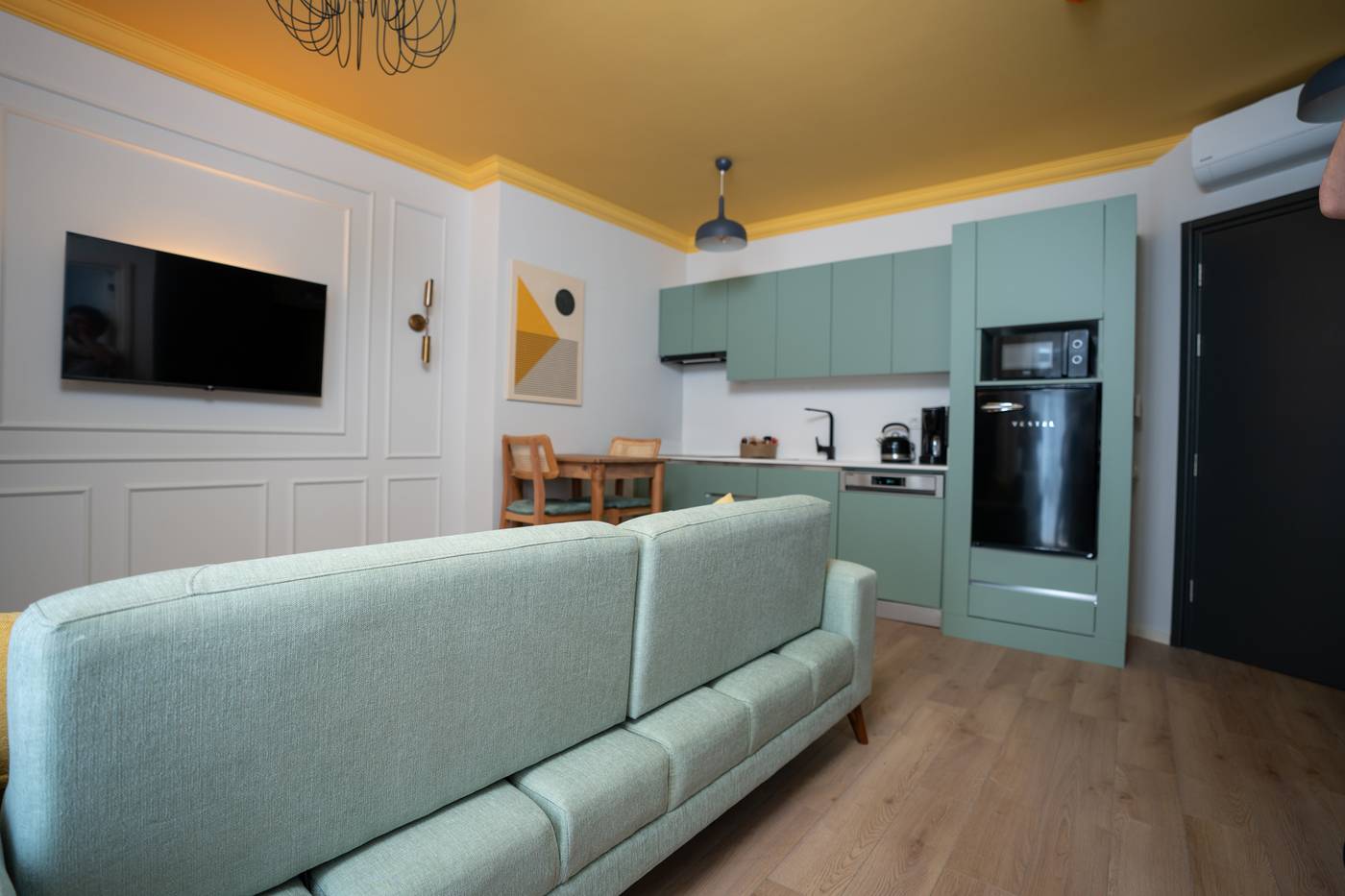 Bird-Nest-Suites-Room-29