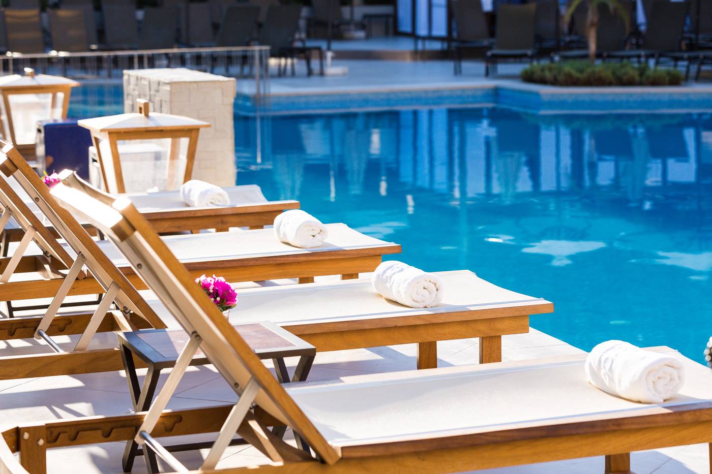 Theartemis-Palace-Pool-18