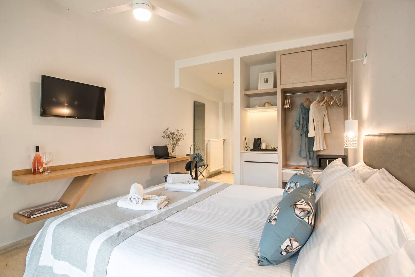 Iliada-Beach-Room-28