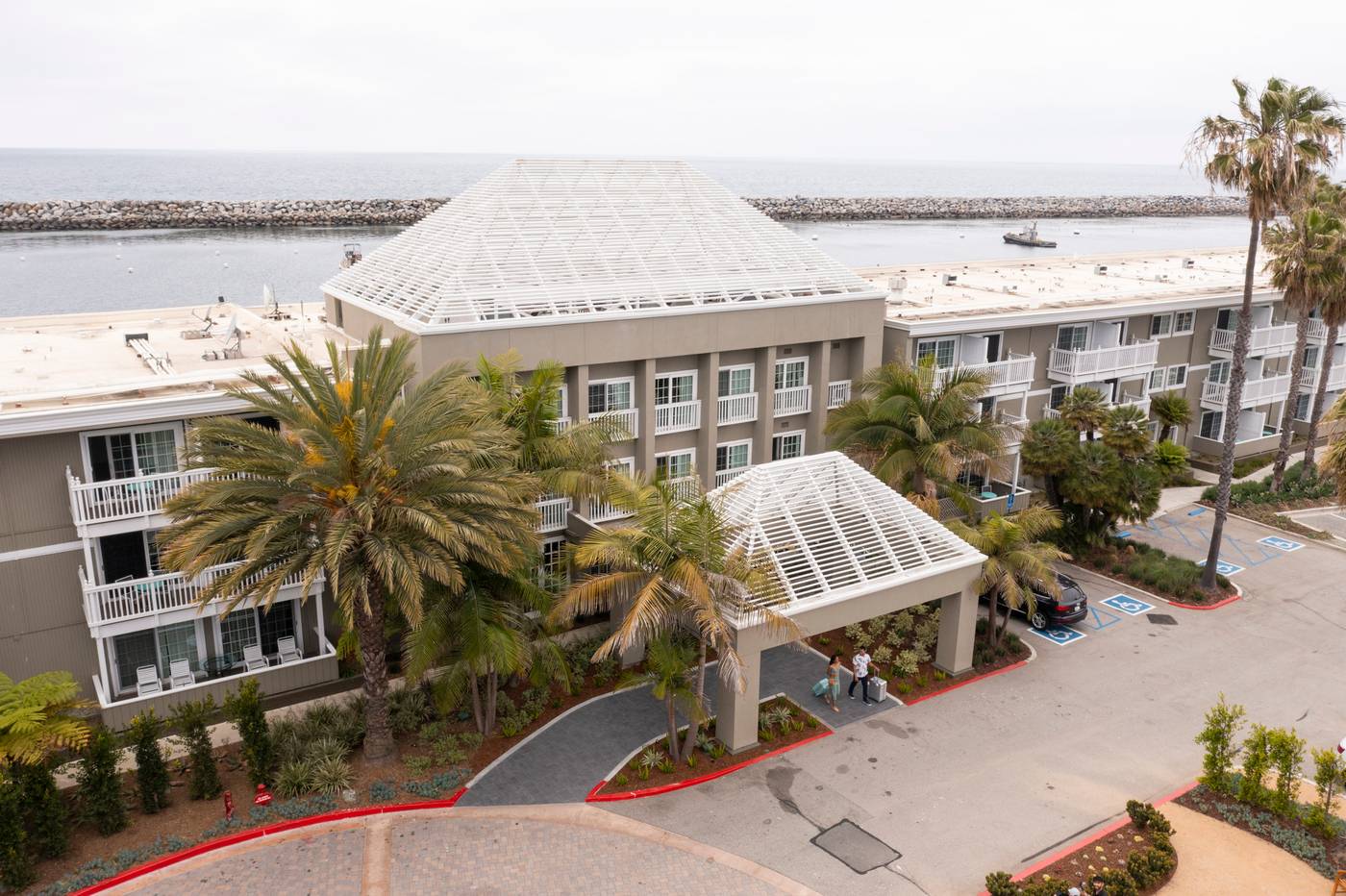 The-Portofino-Hotel---Marina-General-view-2