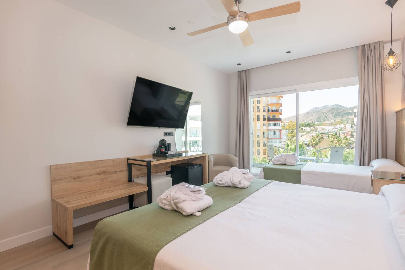 Parasol-Garden-Room-21