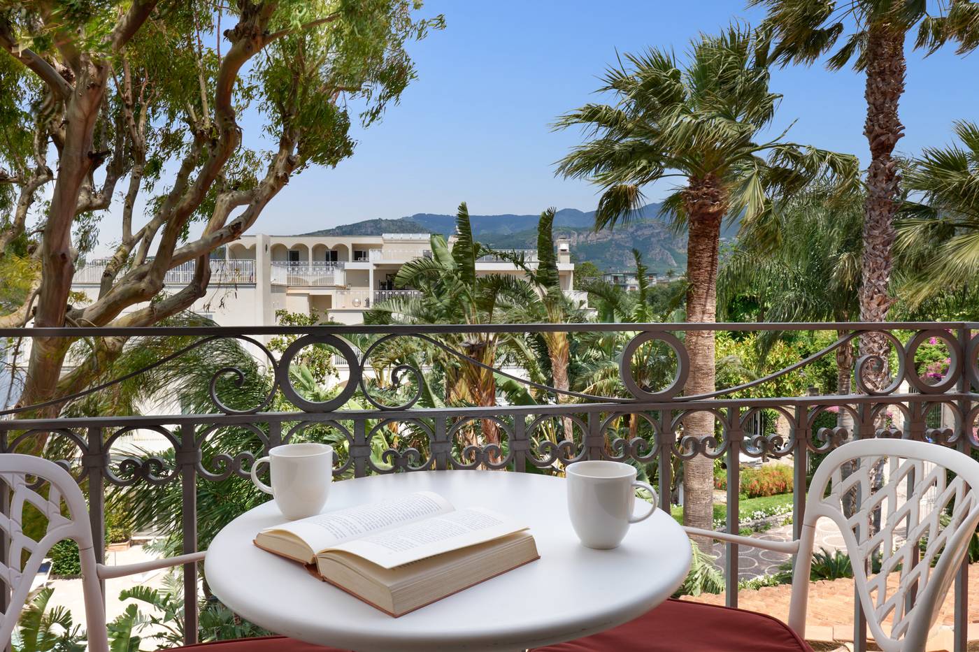 Grand-Hotel-Ambasciatori-Room-16