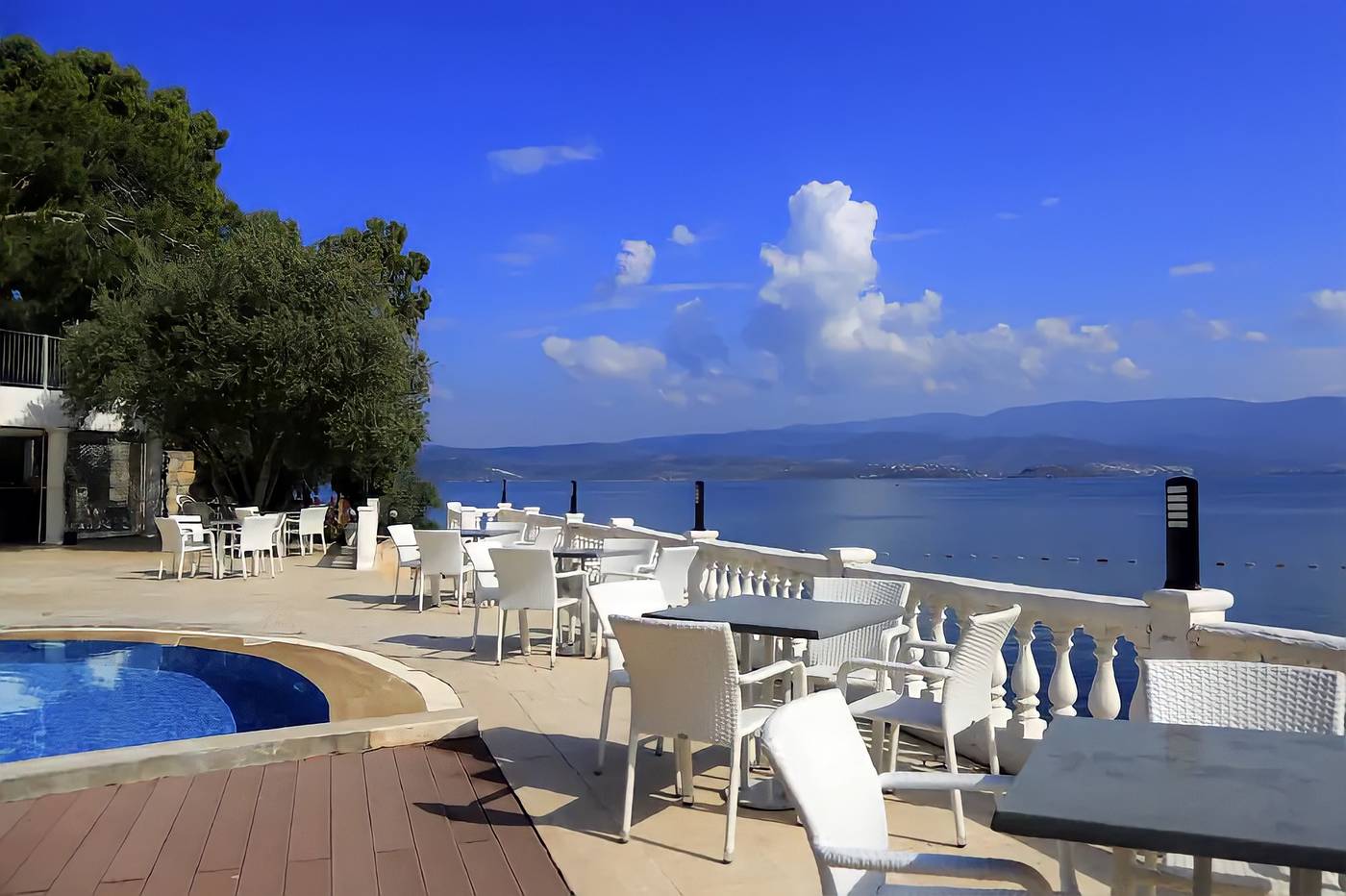 Roseira Hotels Beach Resort