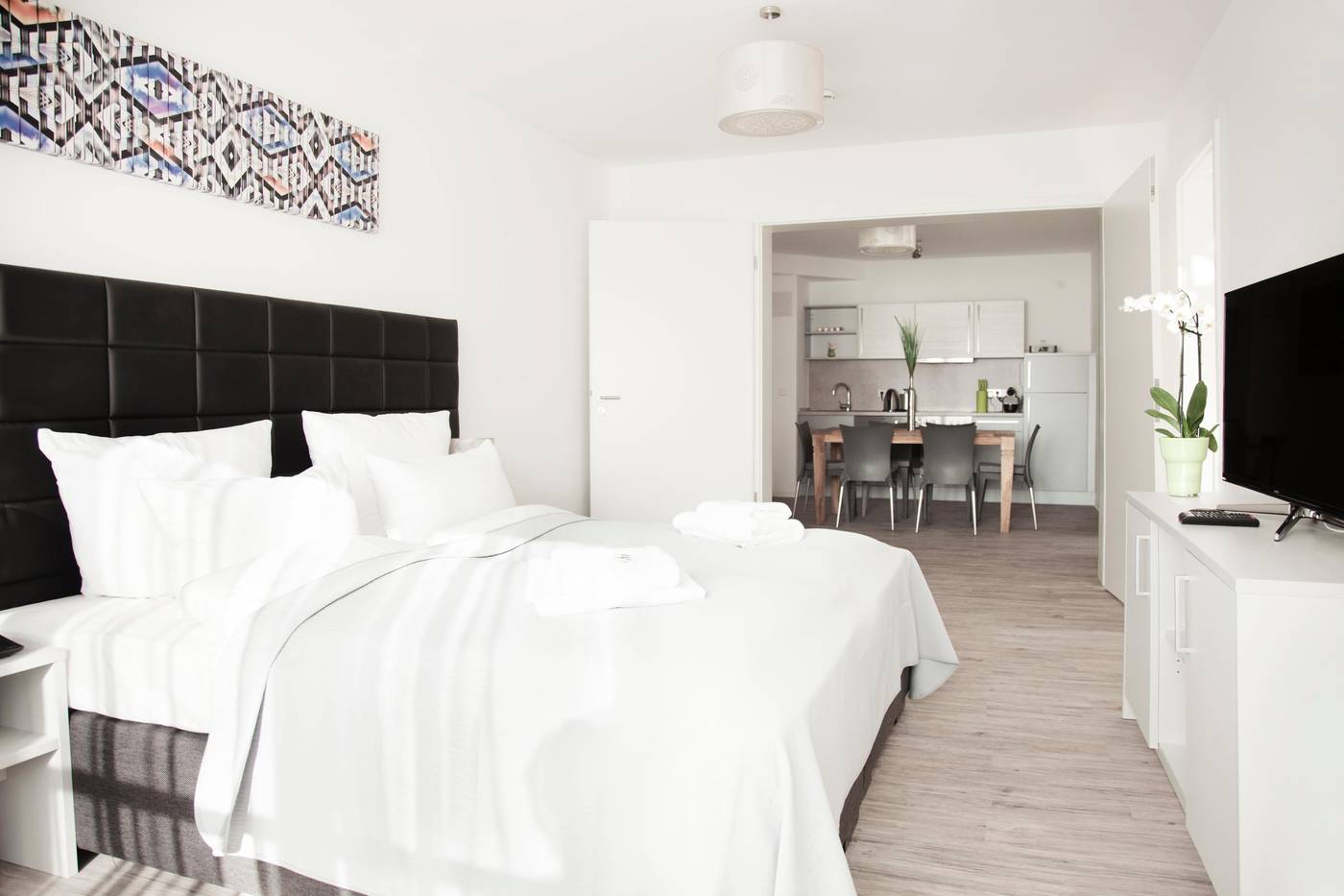 Apartments-Rosenthal-Residence-Room-15