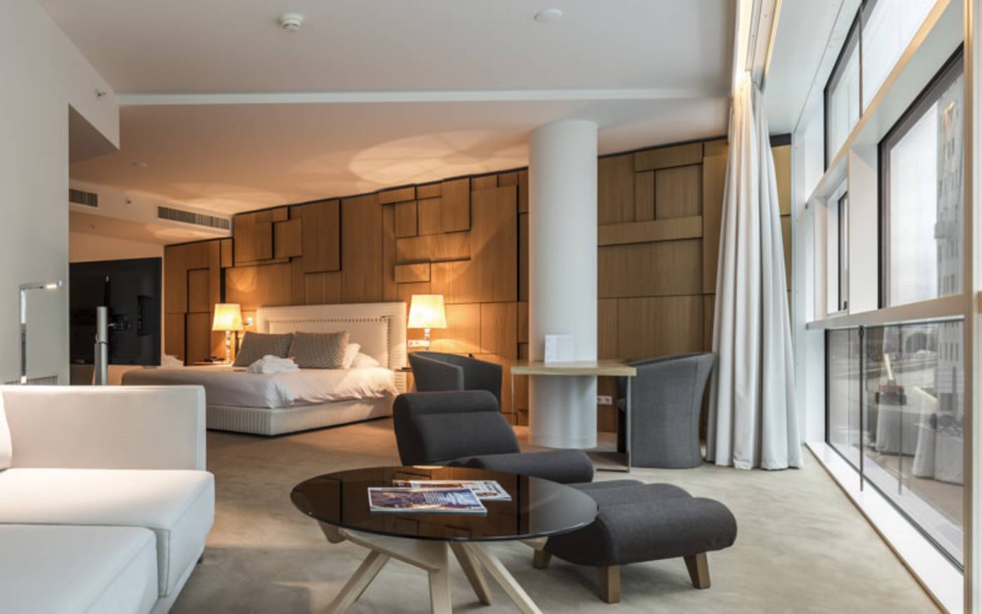 Room-Mate-Aitana-Room-41