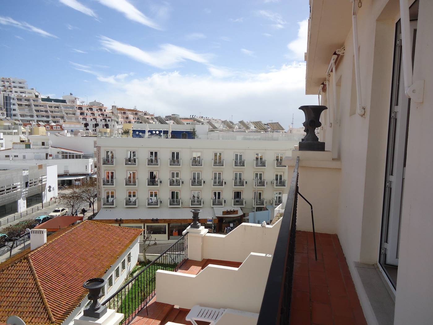 Albufeira-Beach-Hotel-General-view-2
