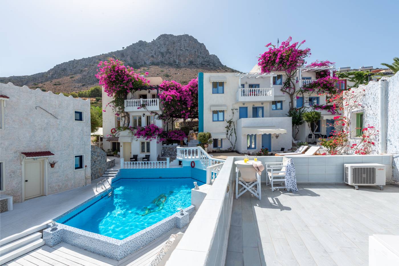 Korifi-Suites-Art-Hotel-General-view-1