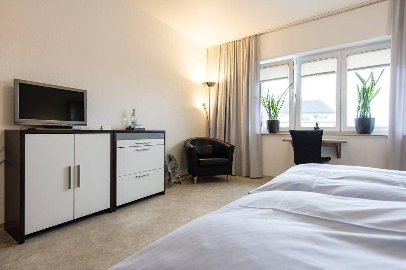 An Hotel-Germany-SELM-Room-10