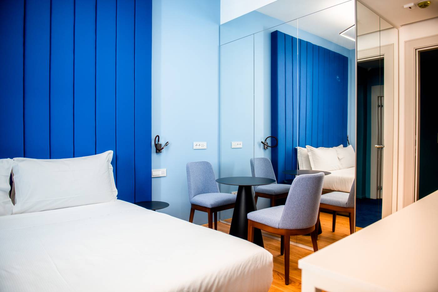 Boutique-Centrale-Palace-Room-5