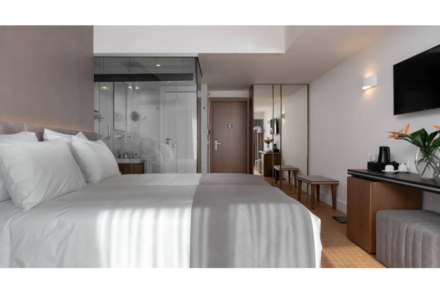 Elia-Ermou-Athens-Hotel-Room-30