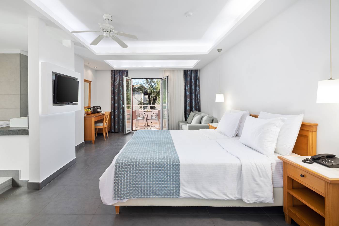 07.05.25 Sentido Apollo Palace