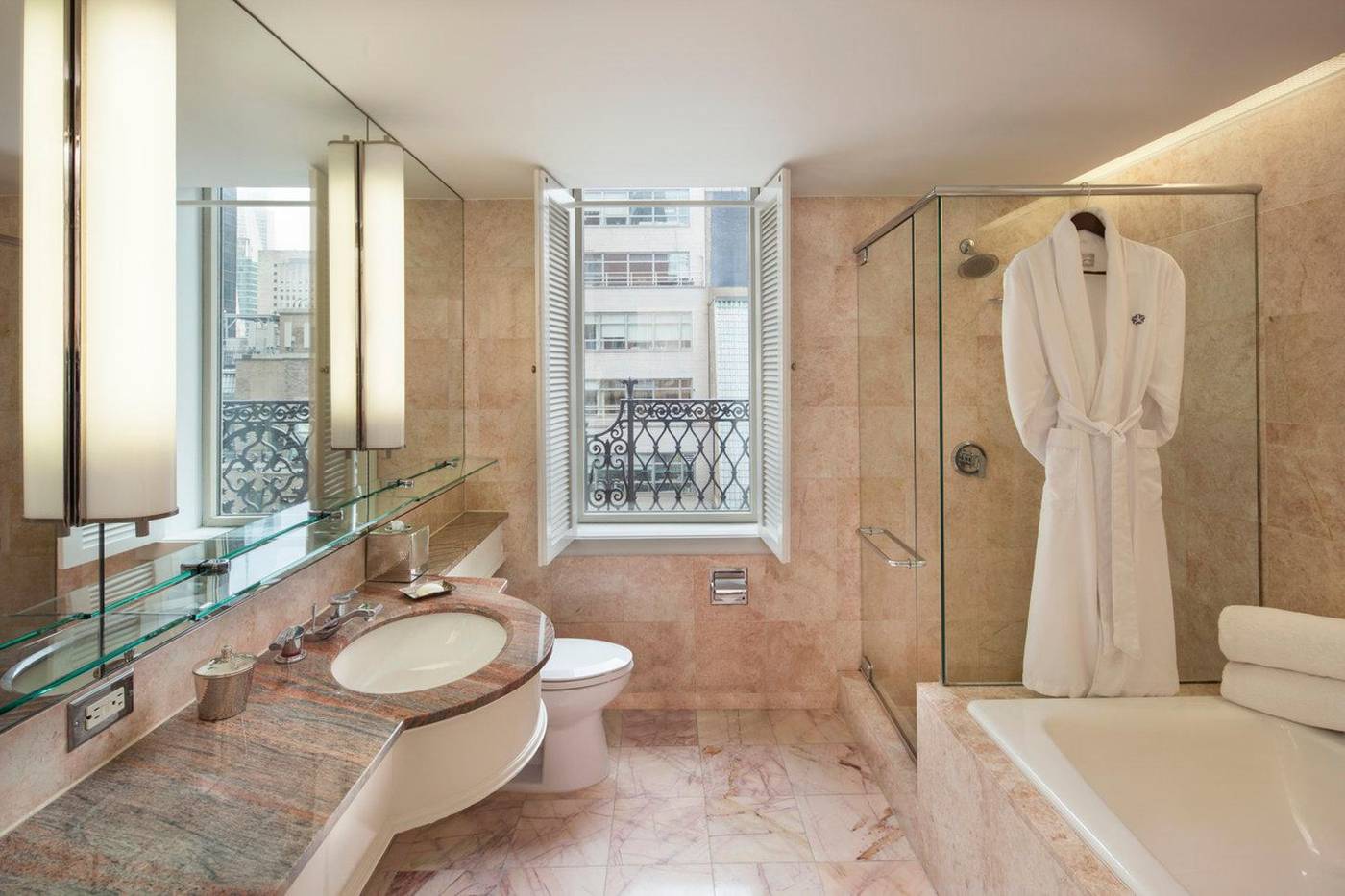 Omni-Berkshire-Place-Room-58