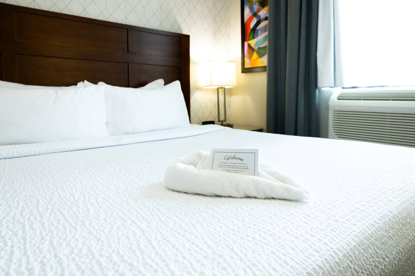 Quality-Inn---Suites-Downtown-Vancouver-Room-22