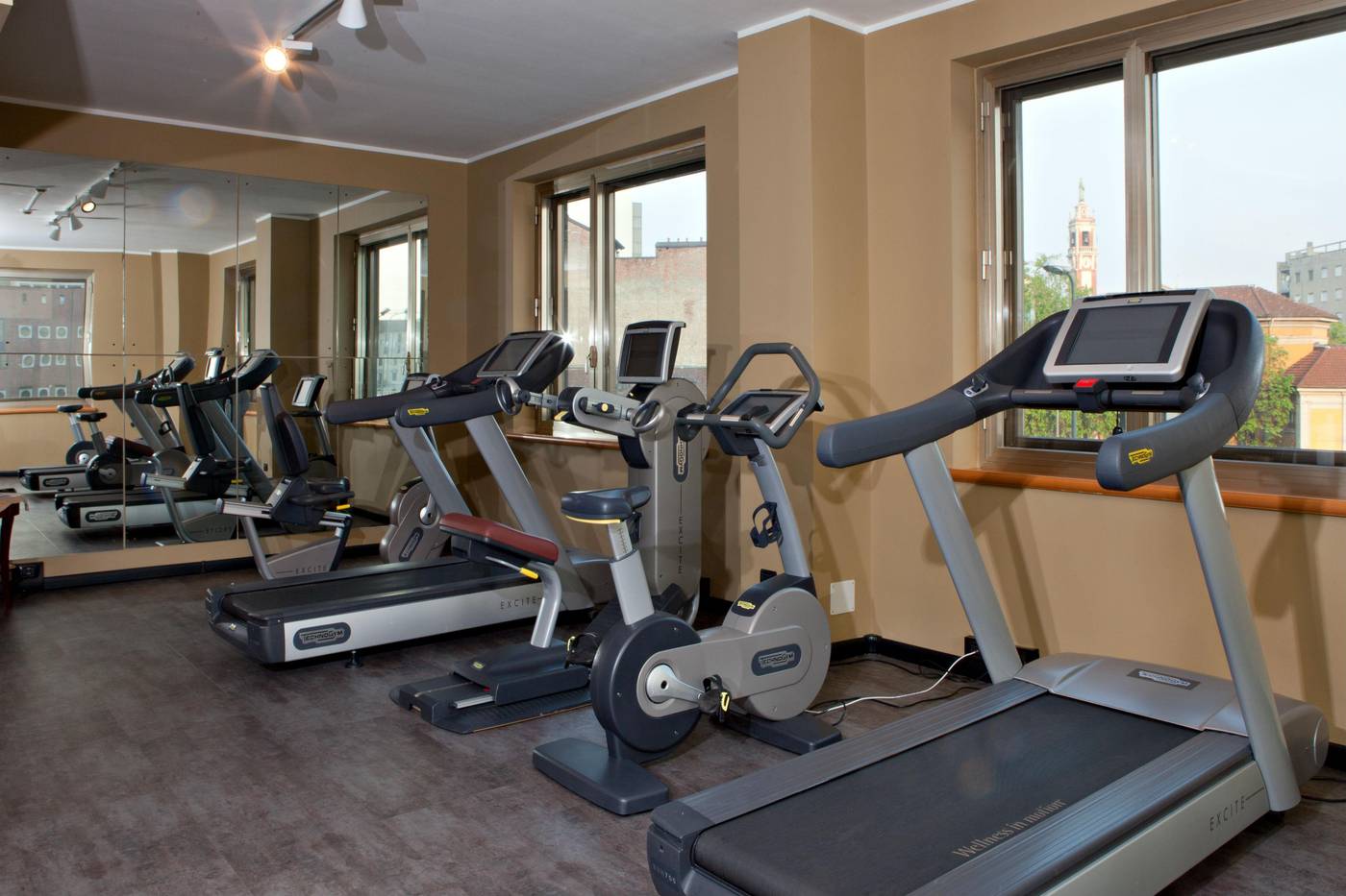 Executive-Sports-and-Entertainment-12