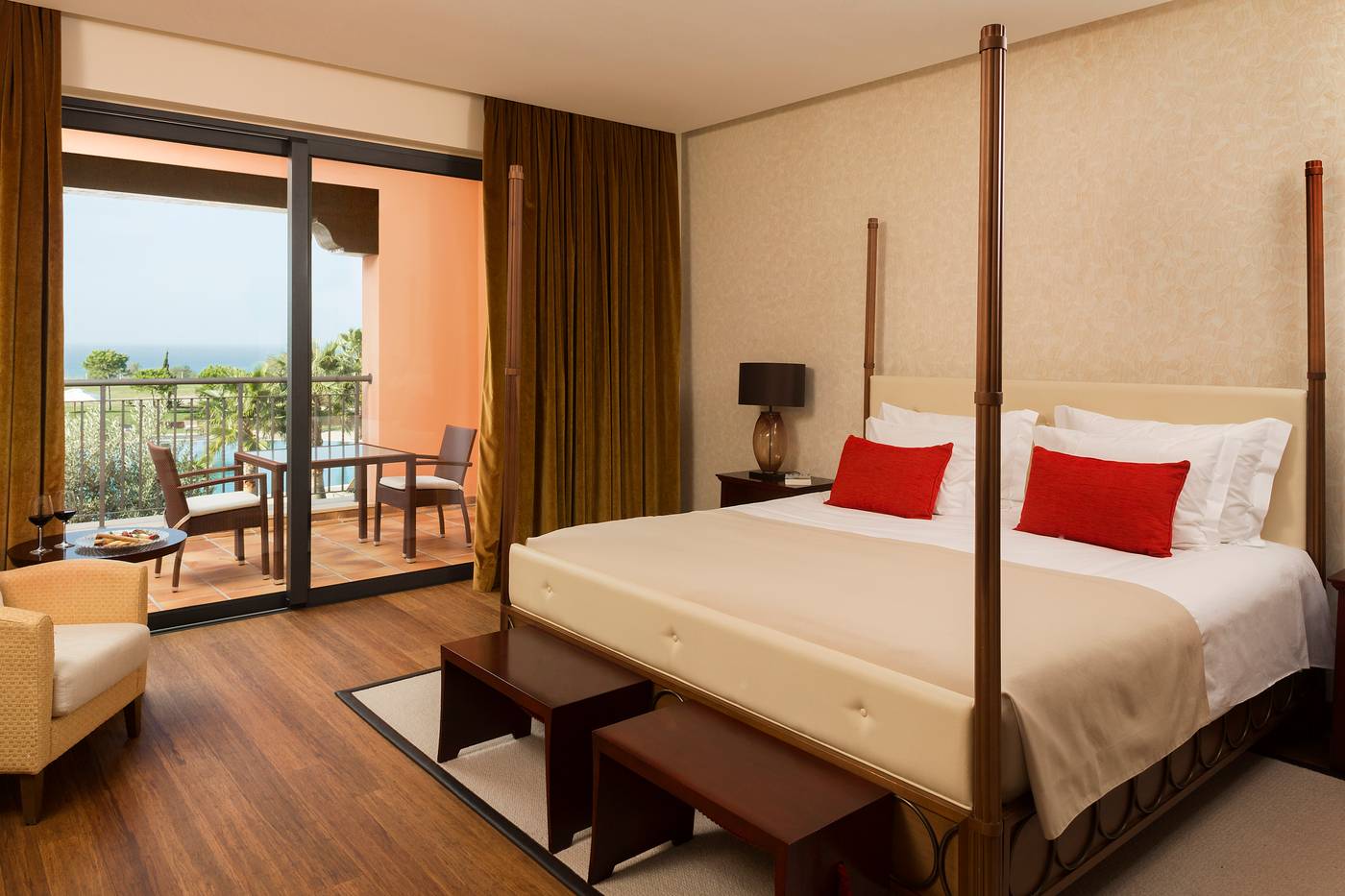 Cascade-Wellness---Lifestyle-Resort-Room-26