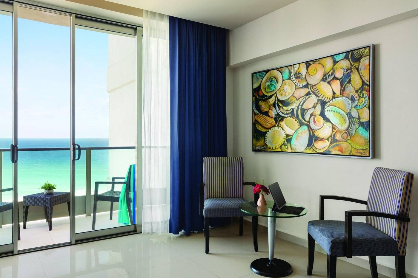 Seadust-Cancun-Family-Resort-Room-44