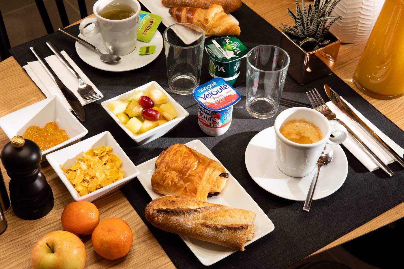 Hotel-Jardin-des-Plantes-Restaurant-23