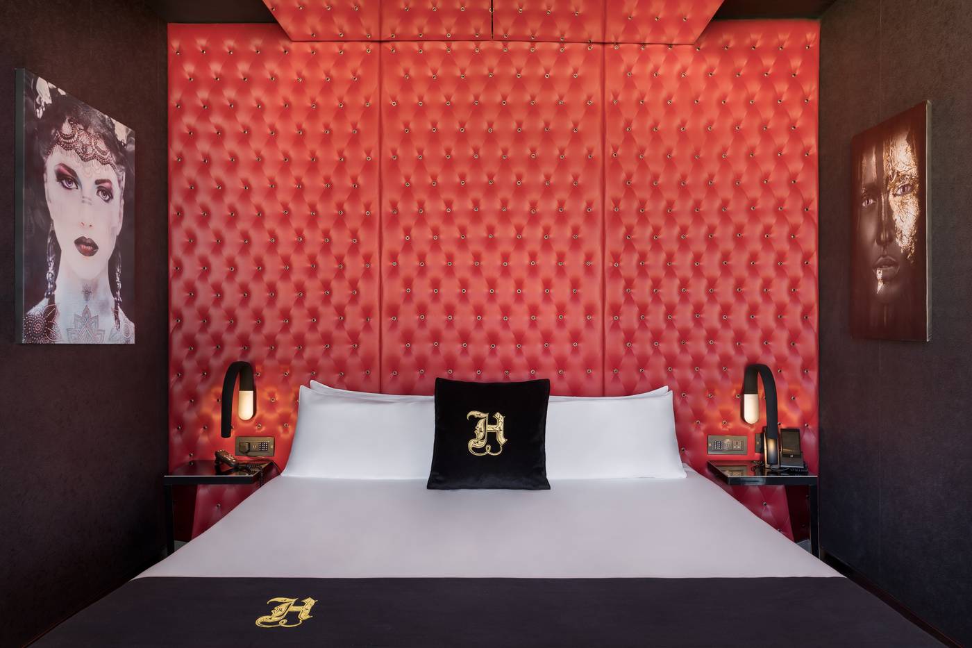 Hugo-s-Boutique-Hotel-Room-21
