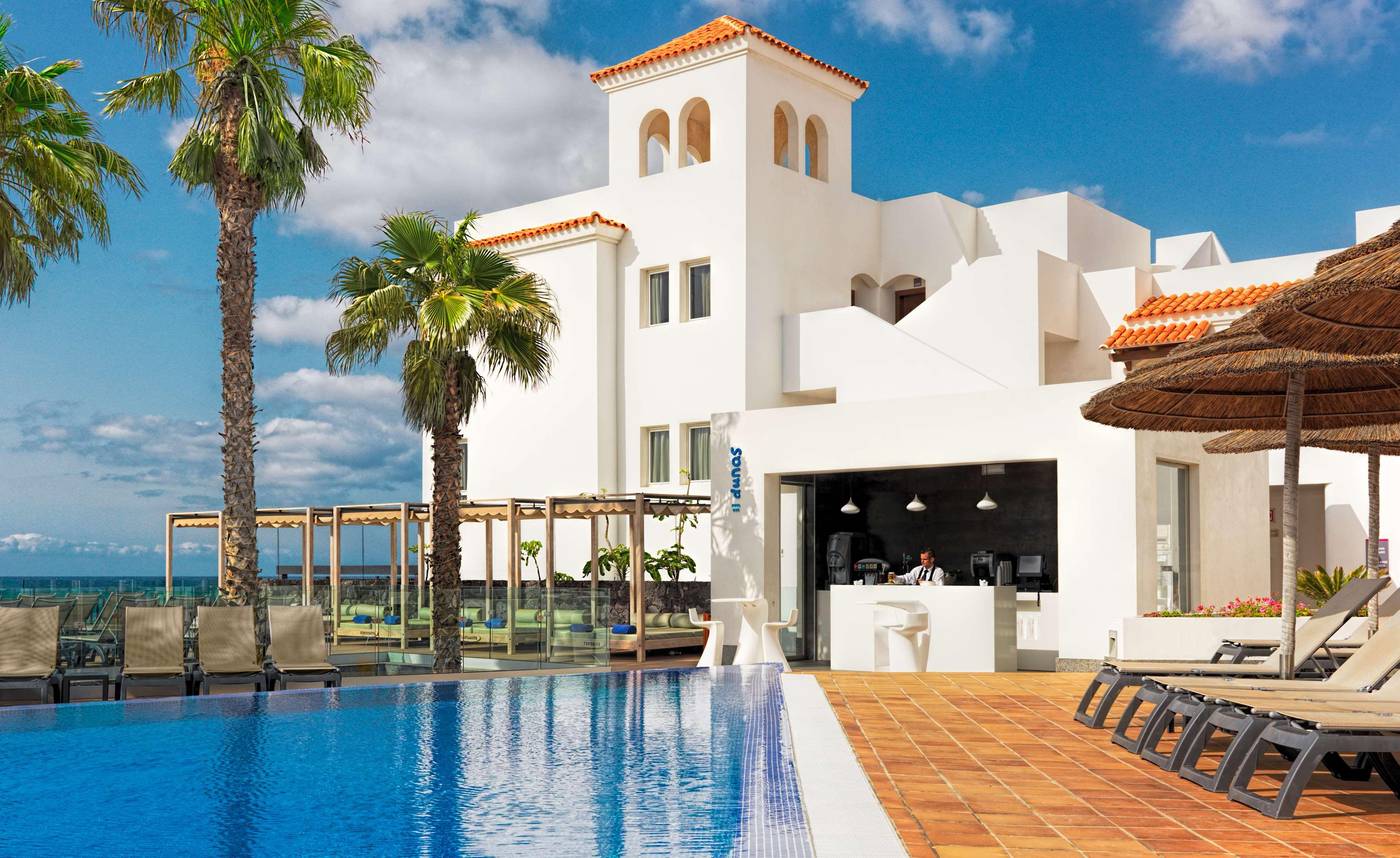 Barcelo-Fuerteventura-Royal-Level--Family-Club--NU-Pool-4