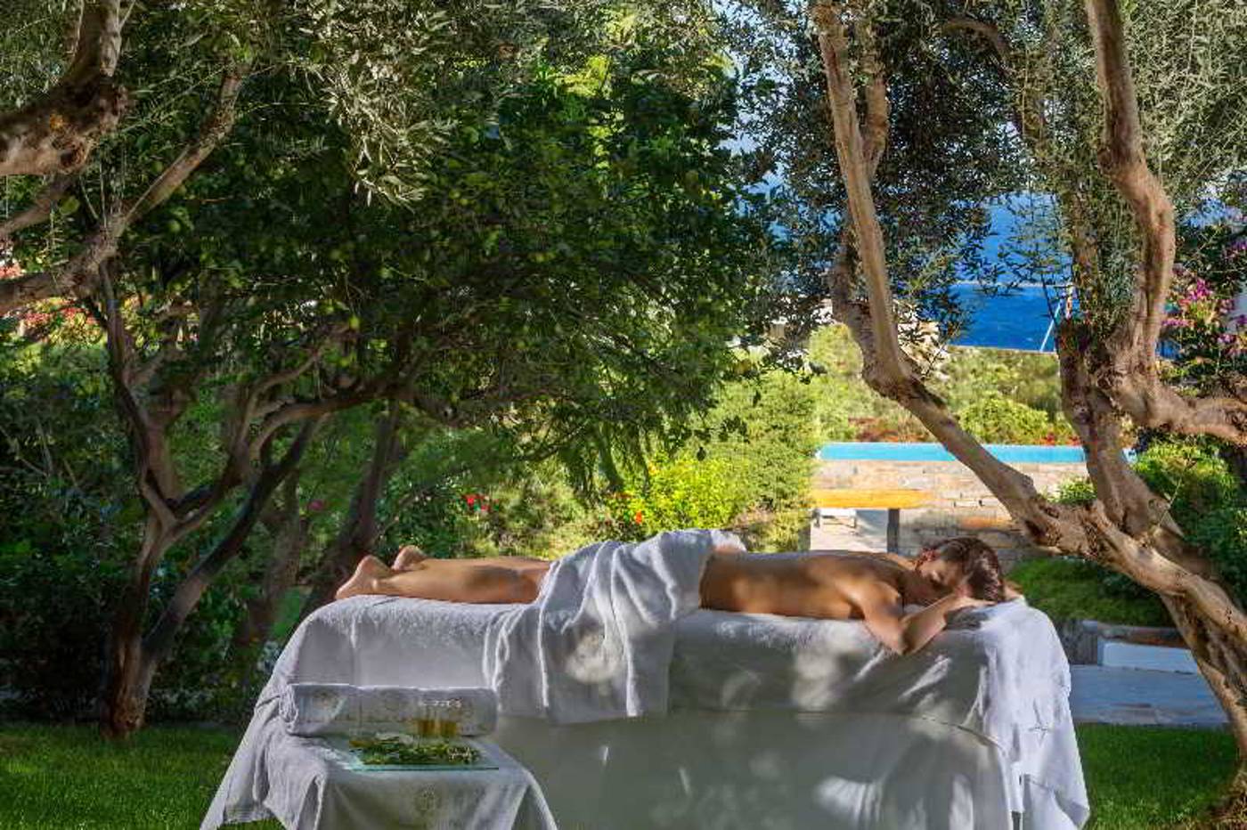 Elounda-Gulf-Villas---Suites-Sports-and-Entertainment-21