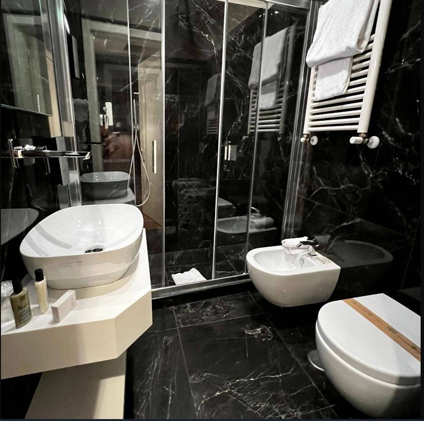 Dharma-Style-Hotel-Room-36