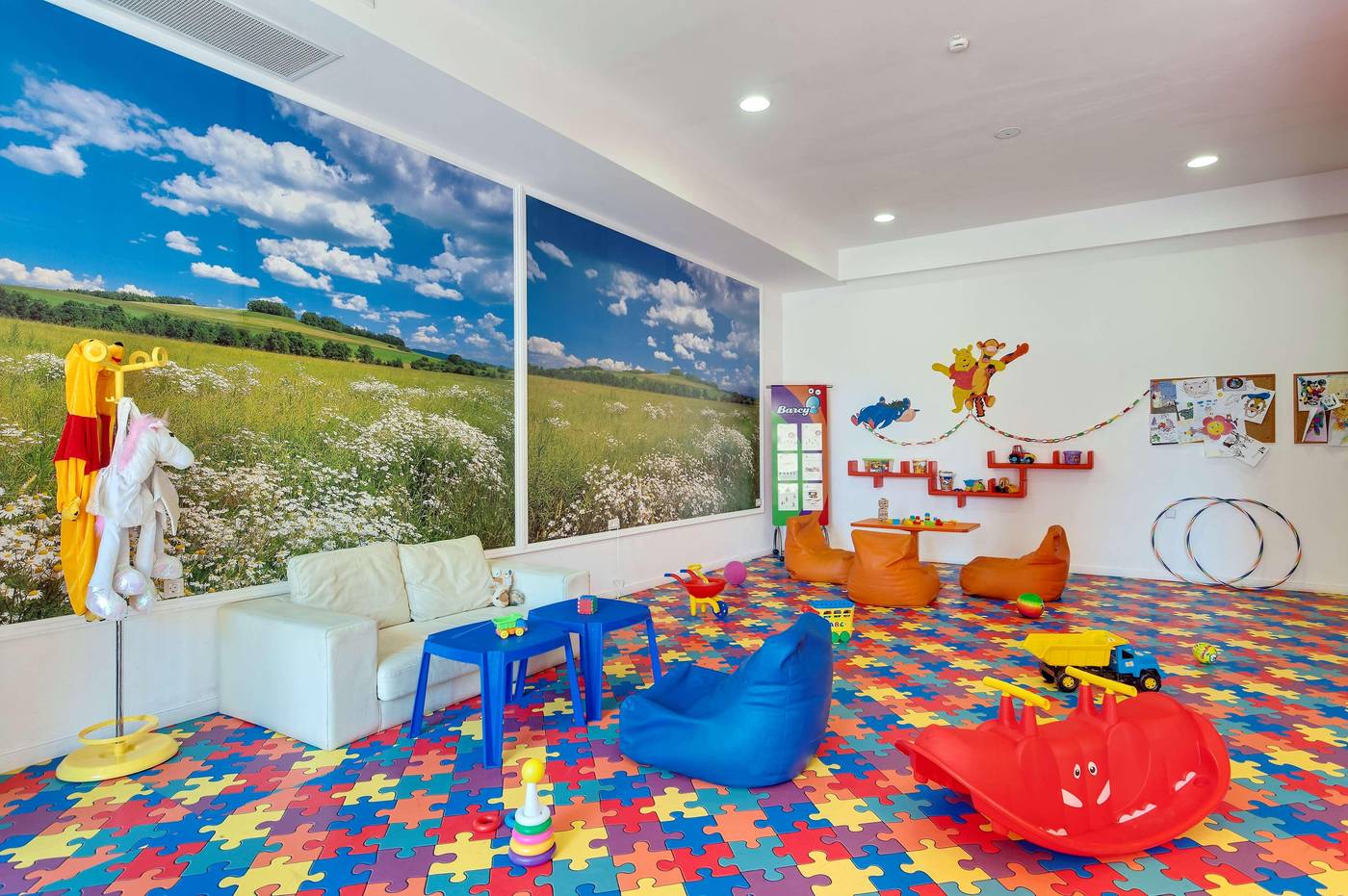 Barcelo-Royal-Beach-Sports-and-Entertainment-52