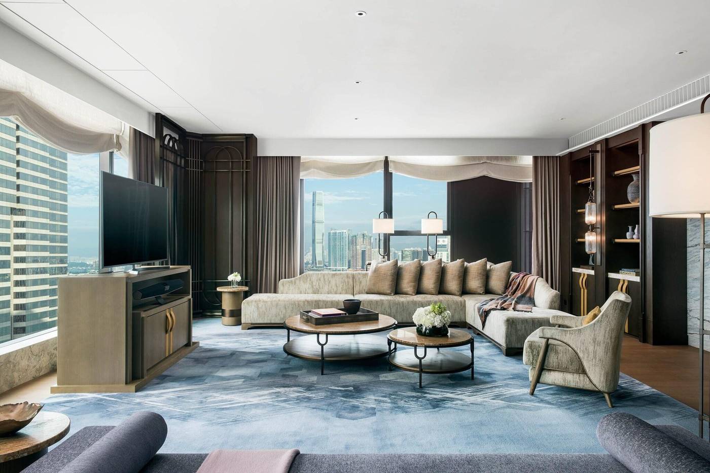 The-St-Regis-Hong-Kong-Room-35