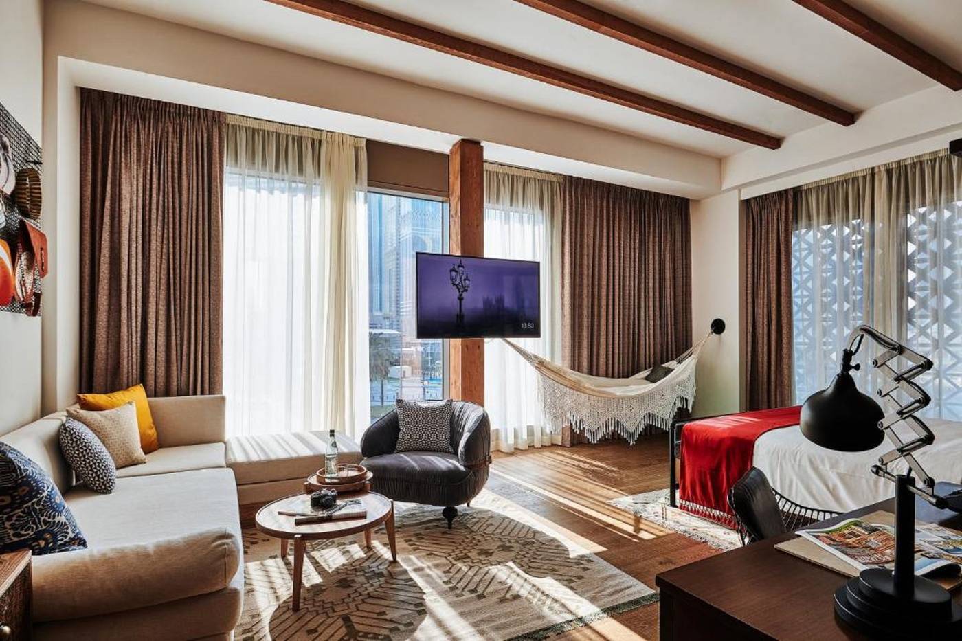 25hours-Hotel-Dubai-One-Central-Room-16