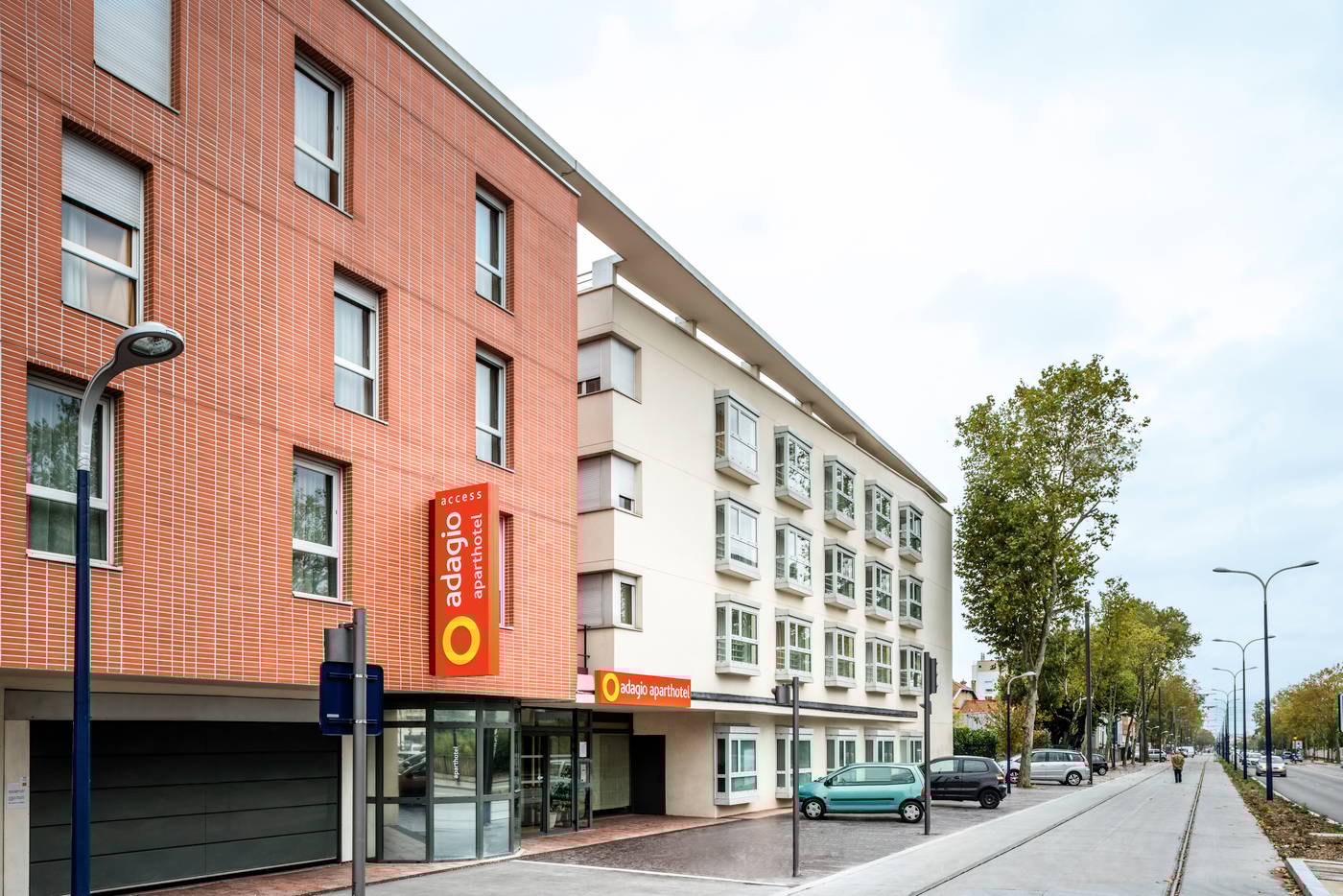 Aparthotel-Adagio-access-Paris-Clamart-General-view-1