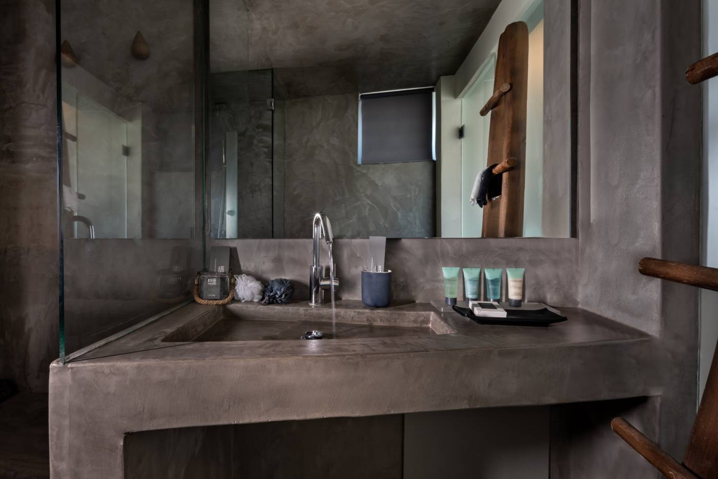 West-East-Suites-Room-61