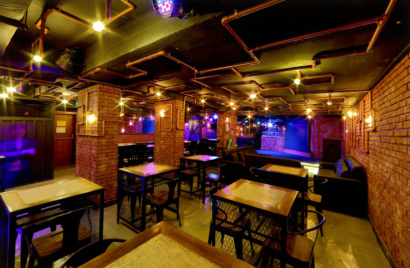 Excelsior-Hotel-Downtown-Bar-25