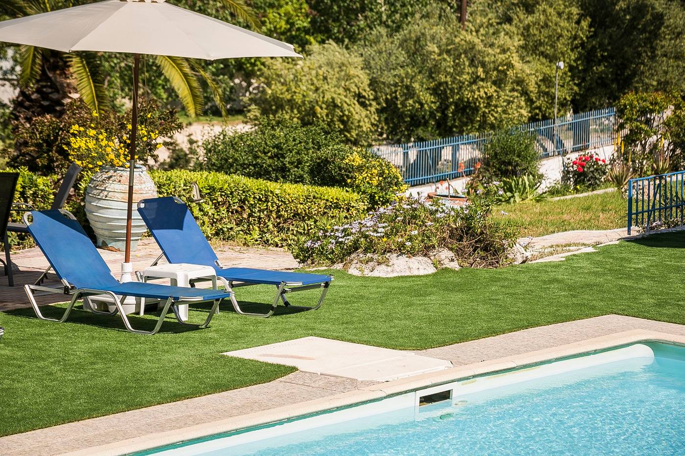 Metaxatos-Apartments-Pool-14