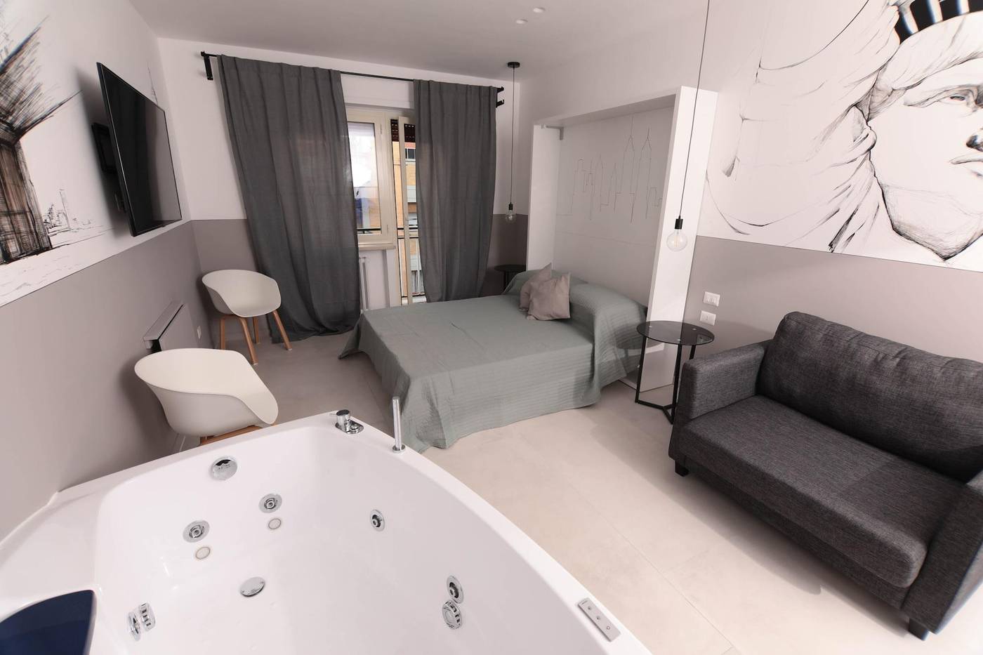 O-Effe--Global-Suites-at-Vatican-Room-2